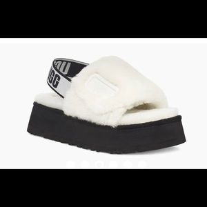 brand new ugg slippers